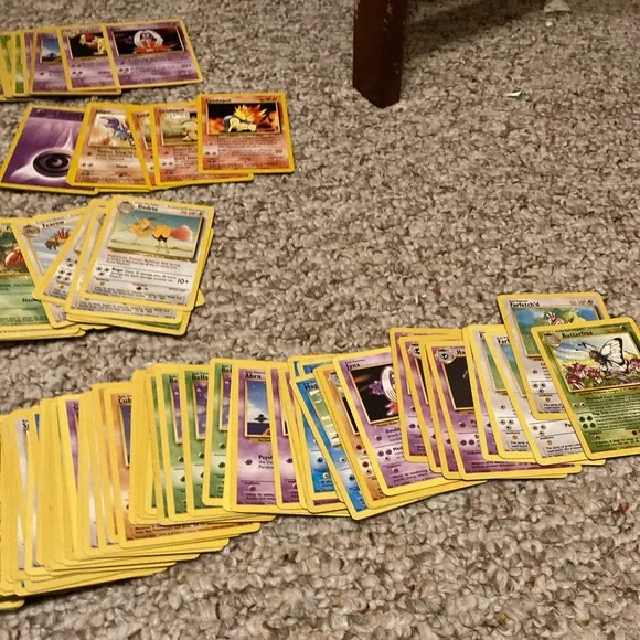 100 VINTAGE 90’s Pokémon cards! Used, good to decent condition - Picture 11 of 12